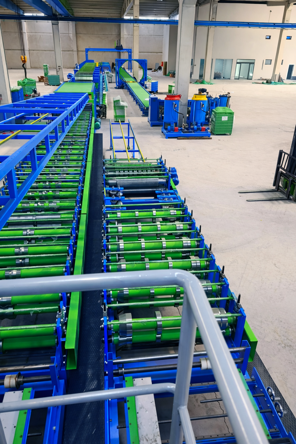 Roll Forming Unit in Sandwich Panel Production: Design, Technology and Performance